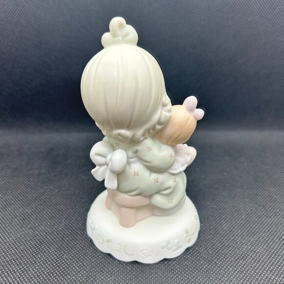 Precious Moments "Growing in Grace Age 4" figurine - Picture 2 of 3